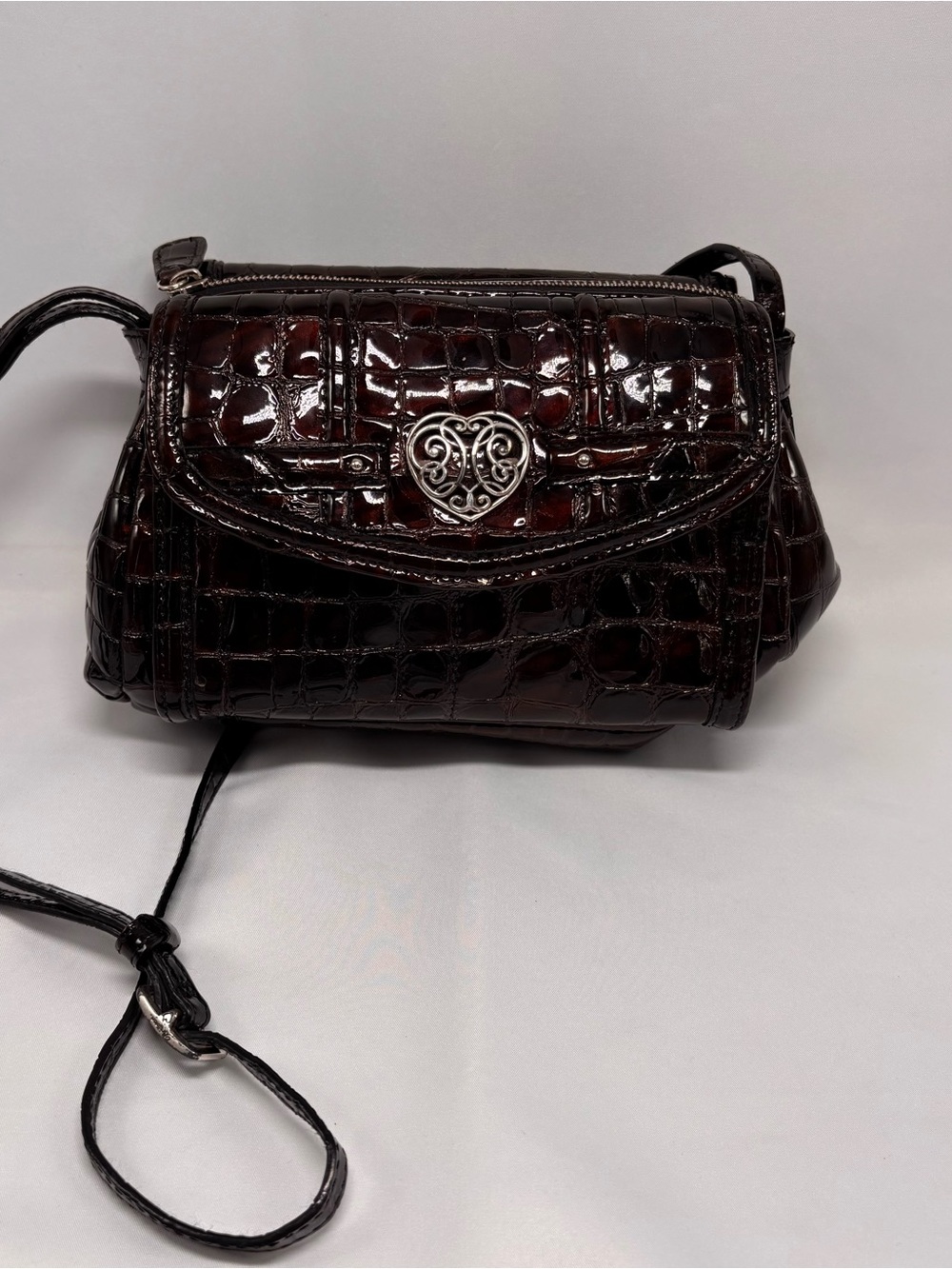 Brighton Brown Croc Embossed Leather Crossbody Wallet Organizer B